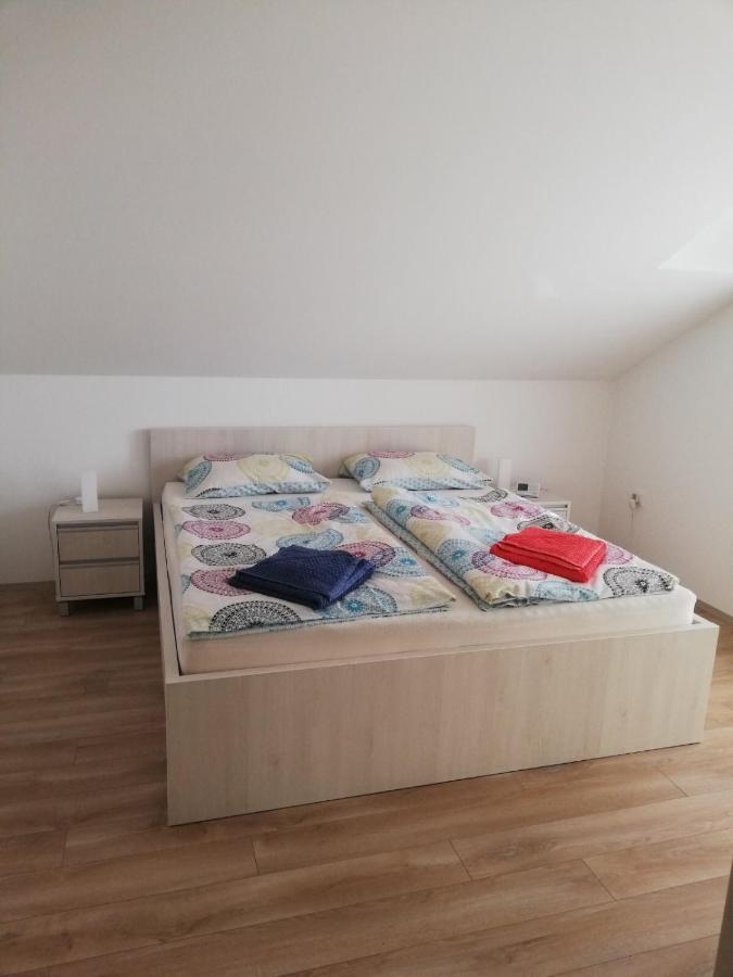 Slavuj Apartment Нови Сад Екстериор снимка